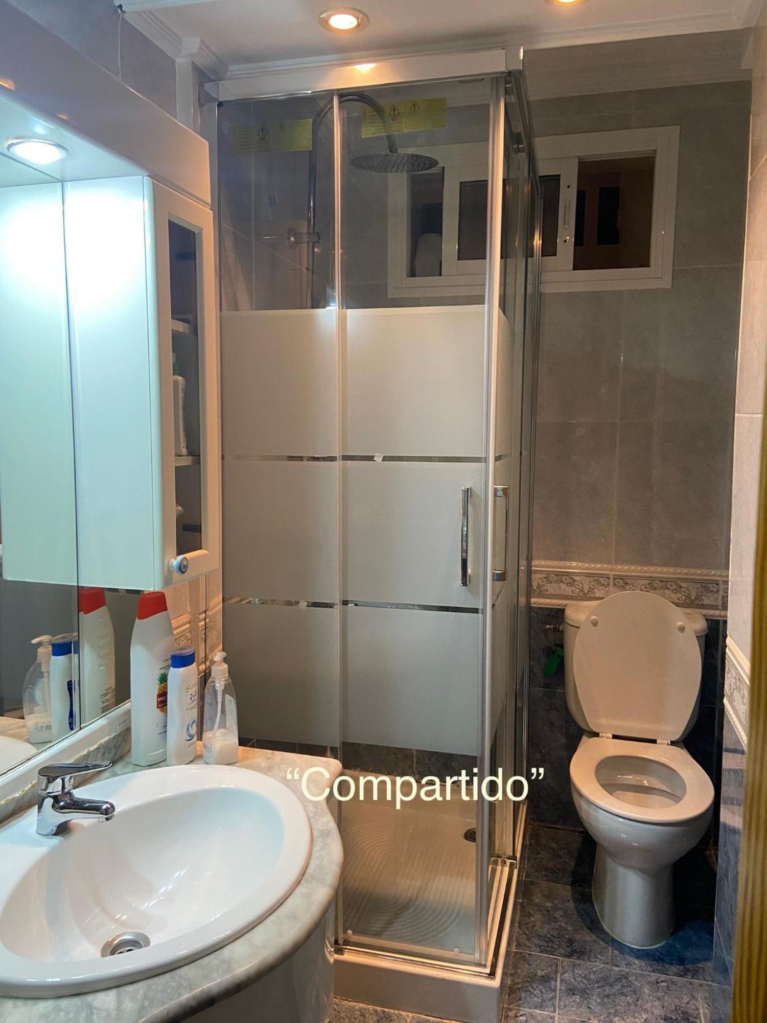 Habitacion Con Cama Matrimonial En Málaga Eksteriør billede